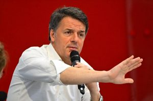 Renzi: “Se l’Ue è assente, sei nel menù in Ucraina”