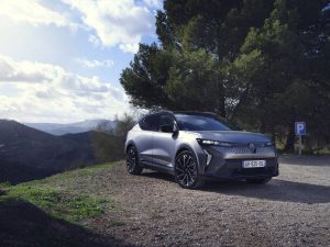 Renault Scenic E-Tech Electric: La Soluzione Elettrica Perfetta per le Famiglie