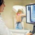 Test genetici e test genomici: differenze e impatto nella diagnosi dei tumori nelle donne