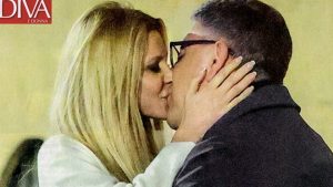 Adriana Volpe ritrova la felicità con un nuovo amore: bacia Dario e sorride di nuovo