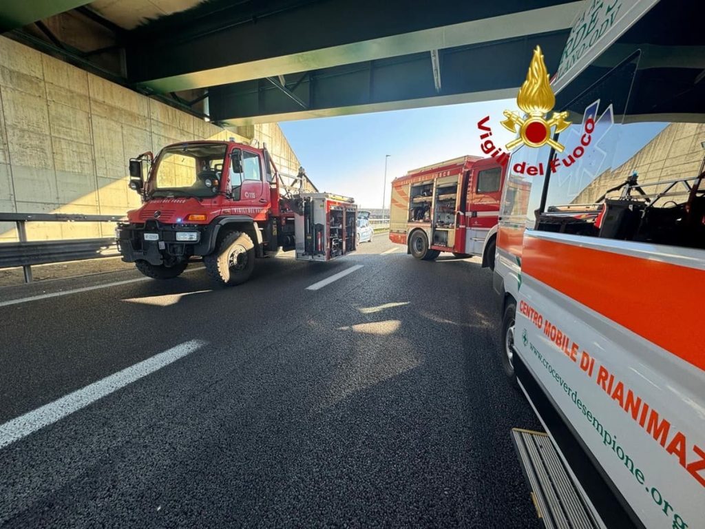 Bus-tampona-tir-1.jpg