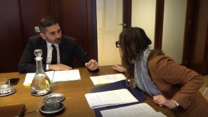 Sardegna: Quarto Mese di Esercizio Provvisorio per la Giunta Todde – Cosa Significa per il Futuro dell’Isola