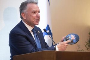 “Ucraina: Witkoff Prevede una Possibile Telefonata tra Trump e Putin Questa Settimana”