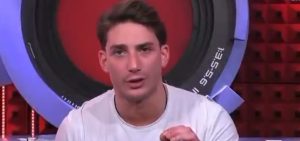 Grande Fratello: Mariavittoria e Tommaso in una lite accesa – ‘Dovresti vergognarti!’ Tra urla e lacrime