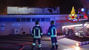 Vigili-del-fuoco-incendio.jpeg