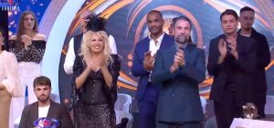 Grande Fratello: Alfonso D’Apice chiarisce le polemiche su Stefania Orlando e smentisce brutti gesti