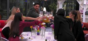 Grande Fratello: I Concorrenti si Svelano nel Gioco della Confessione Il Grande Fratello ha...