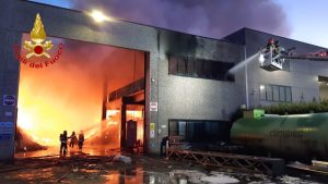 incendio-milano-e1742203577722.jpg