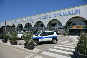 Aeroporto di Costa d’Amalfi: Busitalia Campania Potenzia le Corse da Aprile!