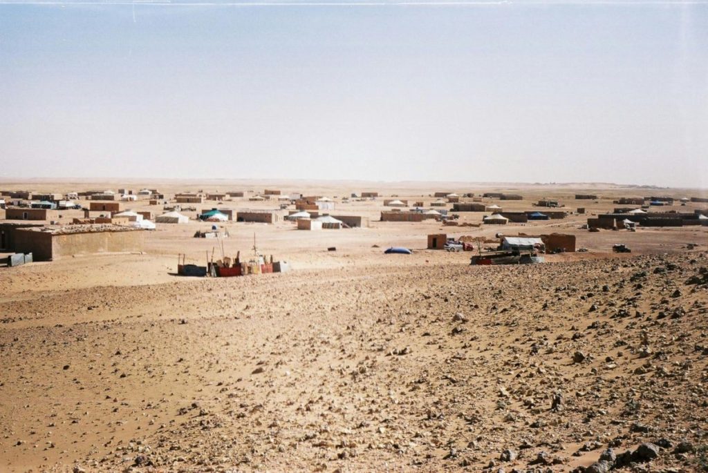 Campi Tindouf: L’Associazione Sahrawi Denuncia Attacchi dell’Esercito Algerino contro i Civili