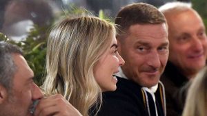 Francesco Totti e Noemi Bocchi avvistati al ristorante di lusso a Roma