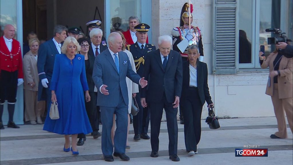 Camilla al Quirinale sfoggia una spilla storica della regina Vittoria