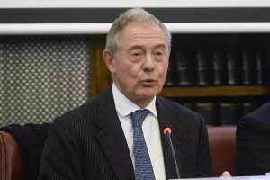 Le regioni più colpite da dazi secondo Urso: Lombardia, Emilia-Romagna e Veneto