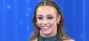Alessia_pecchia_serale_amici_24_screen.jpg