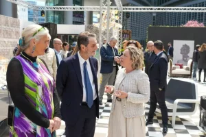 Design Week: Successo Straordinario al Belvedere di Palazzo Lombardia con Fontana