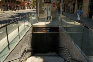 "Blackout Storico Colpisce Spagna e Portogallo: Disagi Anche in Francia, Sanchez Non Esclude Ipotesi"