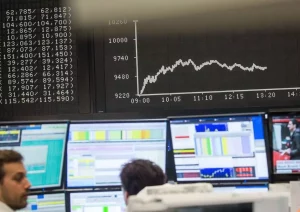 Le borse europee sommerse dal rosso a causa dell’effetto dei dazi e del crollo dei mercati asiatici