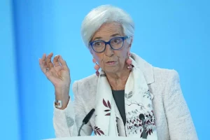 Christine-Lagarde-1.jpg