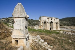 Faro-di-Patara-1.jpg