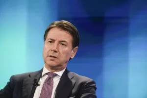 Giuseppe Conte ha sottolineato l'importanza della manifestazione di ieri come primo passo per...
