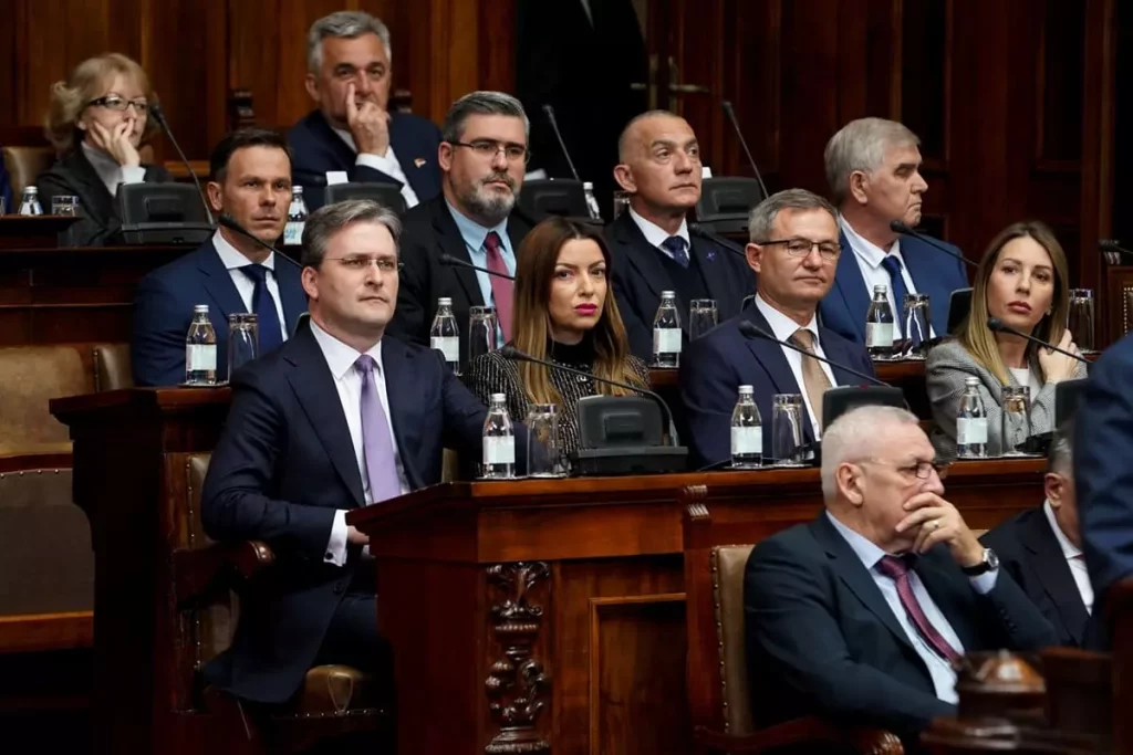 Governo-serbo-1.jpg