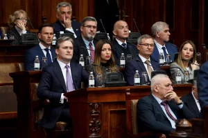 Governo-serbo-1.jpg