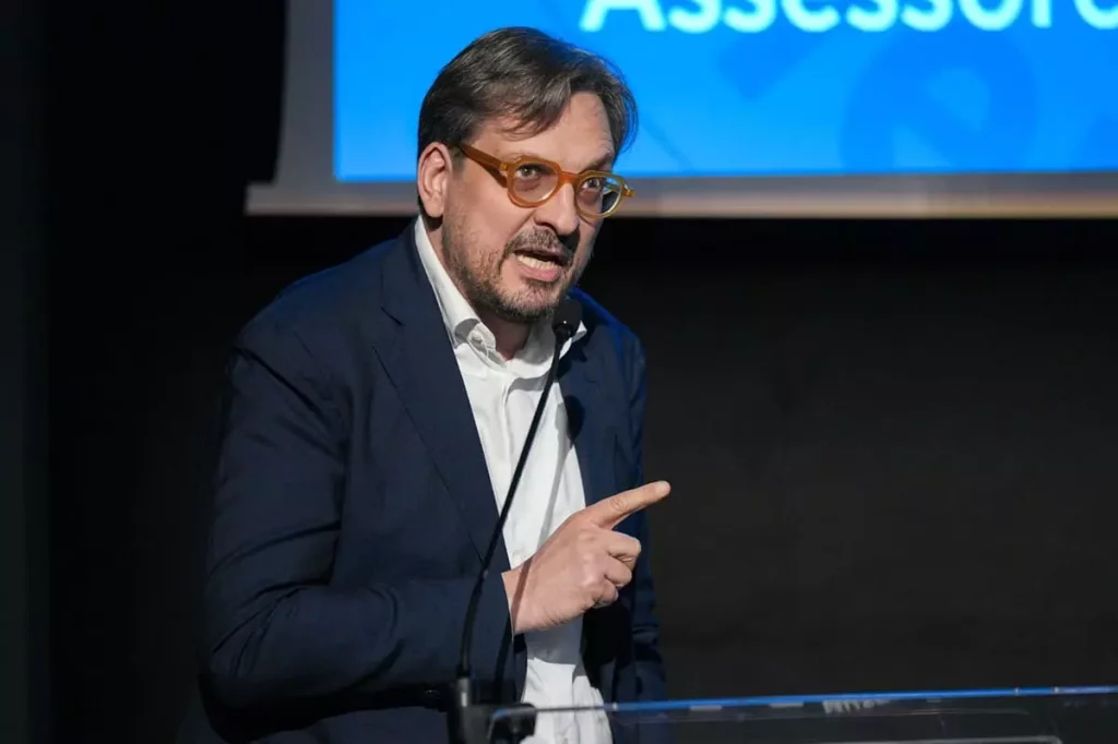 Guido-Guidesi-1.jpg