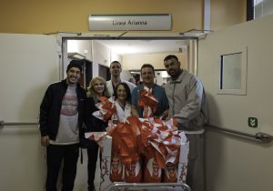 Dany Mota e Petagna del Monza sorprendono i bambini del San Raffaele con una visita speciale