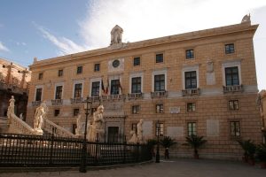 Palazzo-delle-aquile-1.jpg