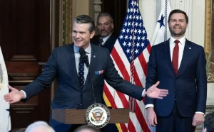 Assenza del Segretario della Difesa USA all’Incontro di Bruxelles per il Sostegno Militari all’Ucraina: Cosa Aspettarci?