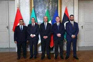 Piantedosi incontra a Napoli i Ministri dell’Interno di Algeria, Libia e Tunisia: Un Incontro Strategico per la Sicurezza Mediterranea