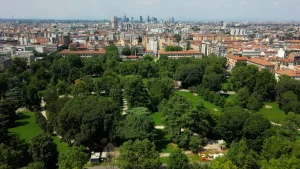 Il talk "Città biofiliche: strategie di verde urbano" ha coinvolto Roma, Bari, Milano, Napoli e...