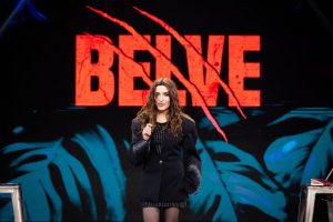 Sabrina Impacciatore a Belve: "Ho provato ogni droga e mi sono sentita come una trans. Ho amato una donna"