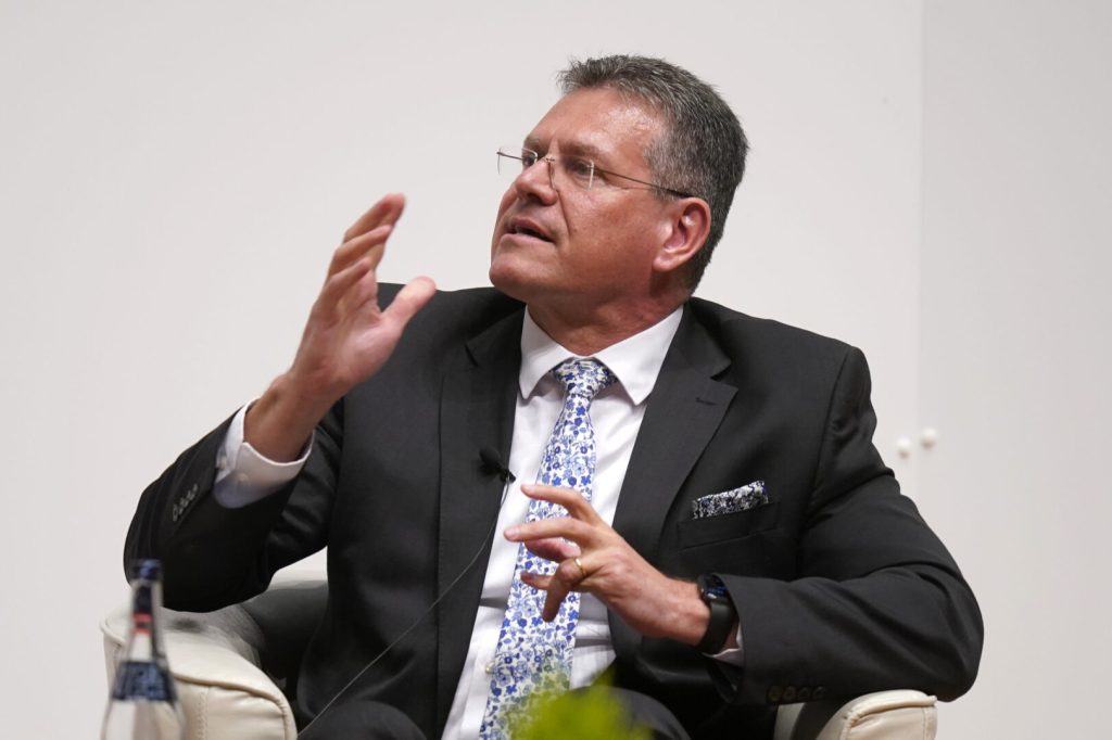 sefcovic.jpg