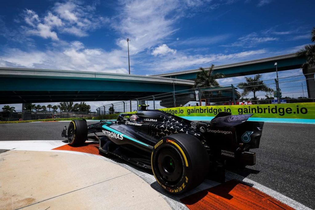 Antonelli brillano a Miami: super pole nelle qualifiche Sprint, una prestazione da urlo!