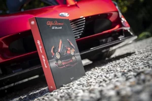 Alfa Romeo svela la storia della nuova 33 Stradale in un affascinante libro.