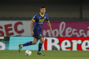 Corsa ai Mondiali 2026: Coppola sorprende Spalletti tra le nuove promesse del calcio.