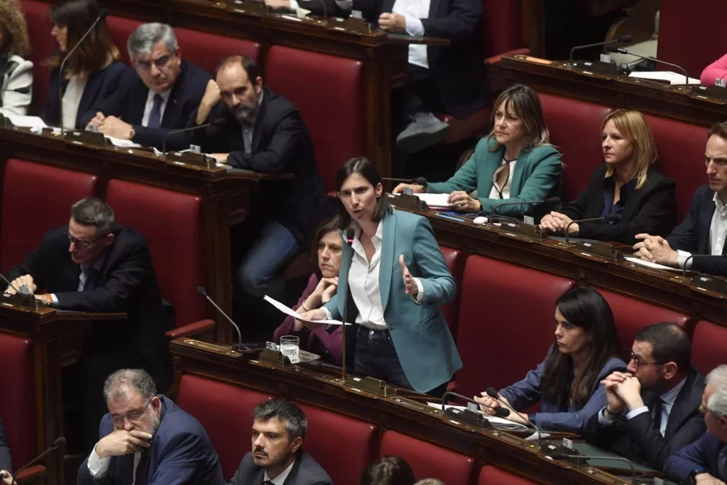 Elly Schlein, segretaria del PD, ha lanciato un appello alla Presidente del Consiglio, Giorgia...