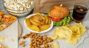 8827741_10164158_obesita_bambini_spot_cibo_spazzatura_junk_food_calorie_ricerca_oggi_11_5_2025.jpg