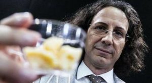8833554_13163118_adriano_panzironi_guru_diete_condannato_roma_oggi_13_5_21025.jpg