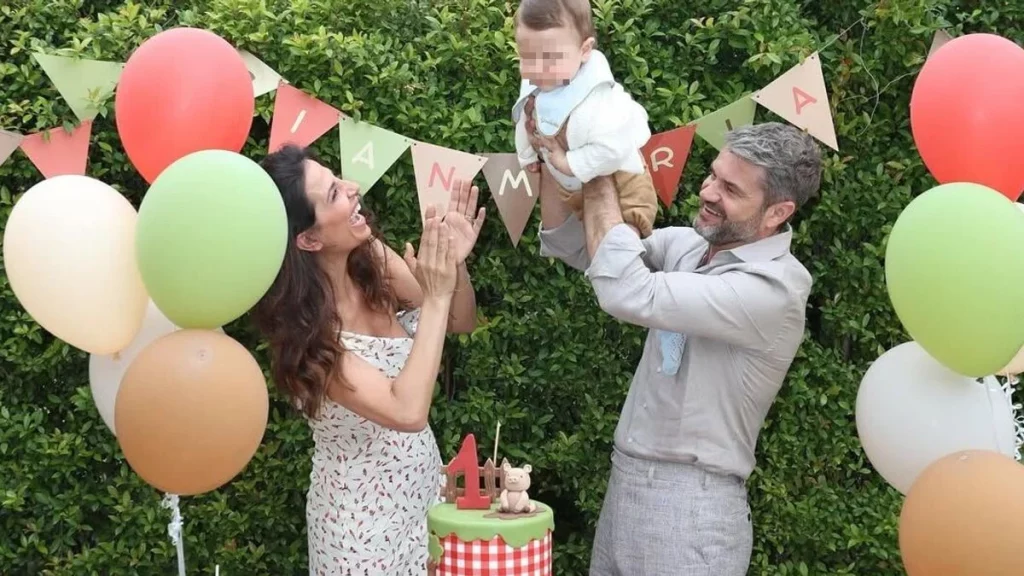Roberta Morise e Enrico Bartolini festeggiano il primo compleanno del loro adorabile figlio.