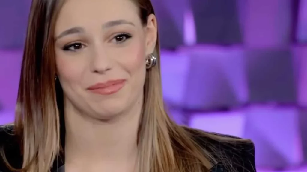 Alessia Pecchia accusata di bullismo: l’ex compagna la definisce ‘bugiarda’.