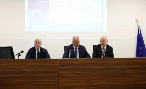 Incontro a Catanzaro: Nuove Risorse per i Comuni Calabresi CATANZARO (ITALPRESS) – Si è svolto nella...