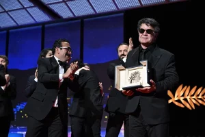 Cannes 78: Jafar Panahi vince Palma d’Oro con “Un Simple Accident”, chiede “Libertà in Iran”