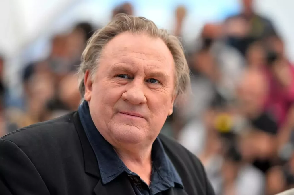 Depardieu condannato a 18 mesi di carcere per violenza sessuale: news choc in Francia.