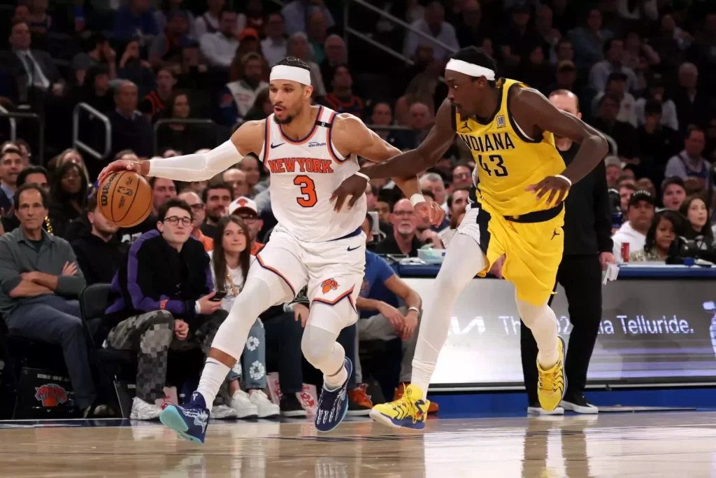 New York sbaraglia i Pacers 111-94 e mantiene viva la corsa playoff.