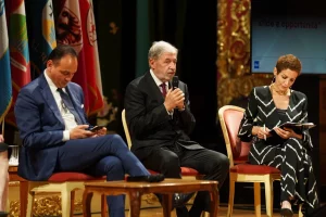 Bucci: Necessaria governance centrale per le linee guida sui porti in Liguria.