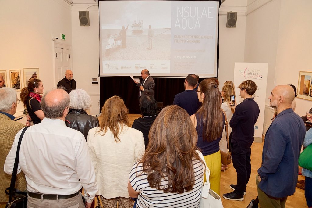 Mostra-Londra-Linosa.jpeg