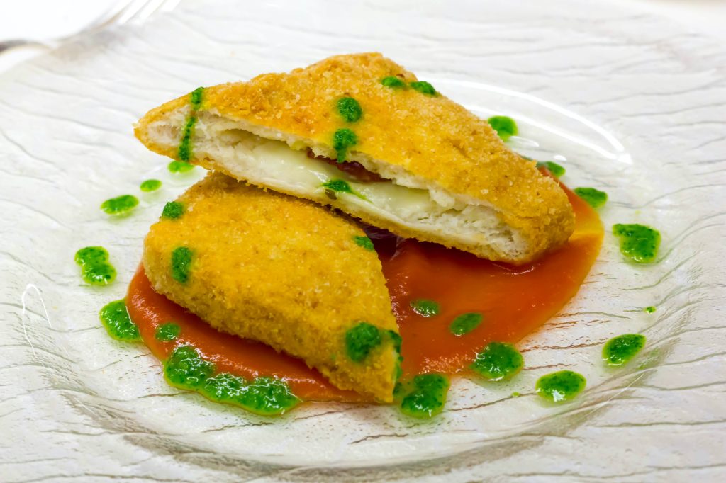 Mozzarella in carrozza richiamata: attenzione per errore di etichettatura alimentare.