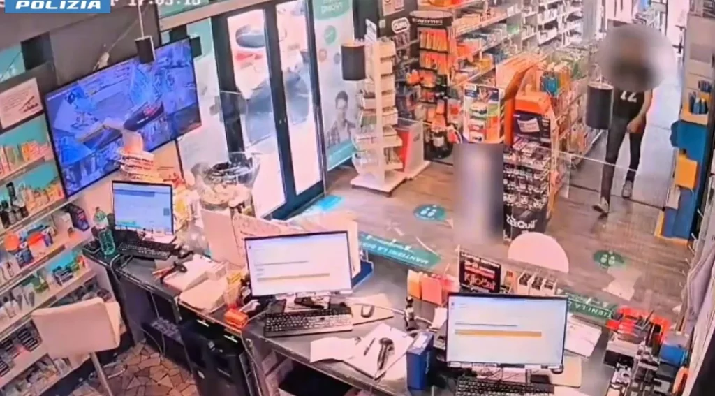 Farmacia a Roma rapinata: quattro arresti dopo colpo armato.